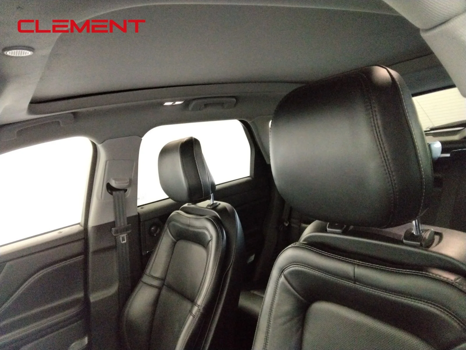 Used 2021 Black Lincoln Grand Touring image 31
