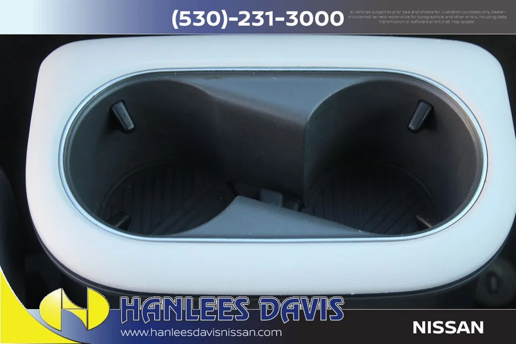 Used 2024 Gray Hyundai SEL image 21