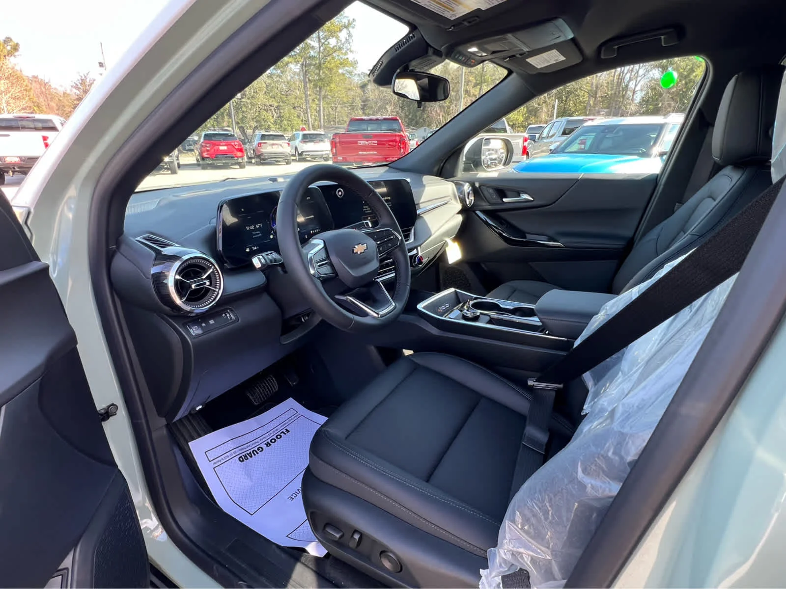 2026 Chevrolet Equinox LT - Photo 7