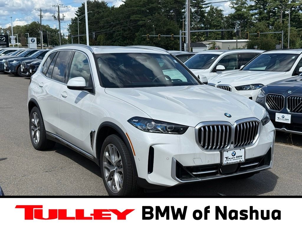 New 2026 Mineral White Metallic BMW xDrive40i image 1