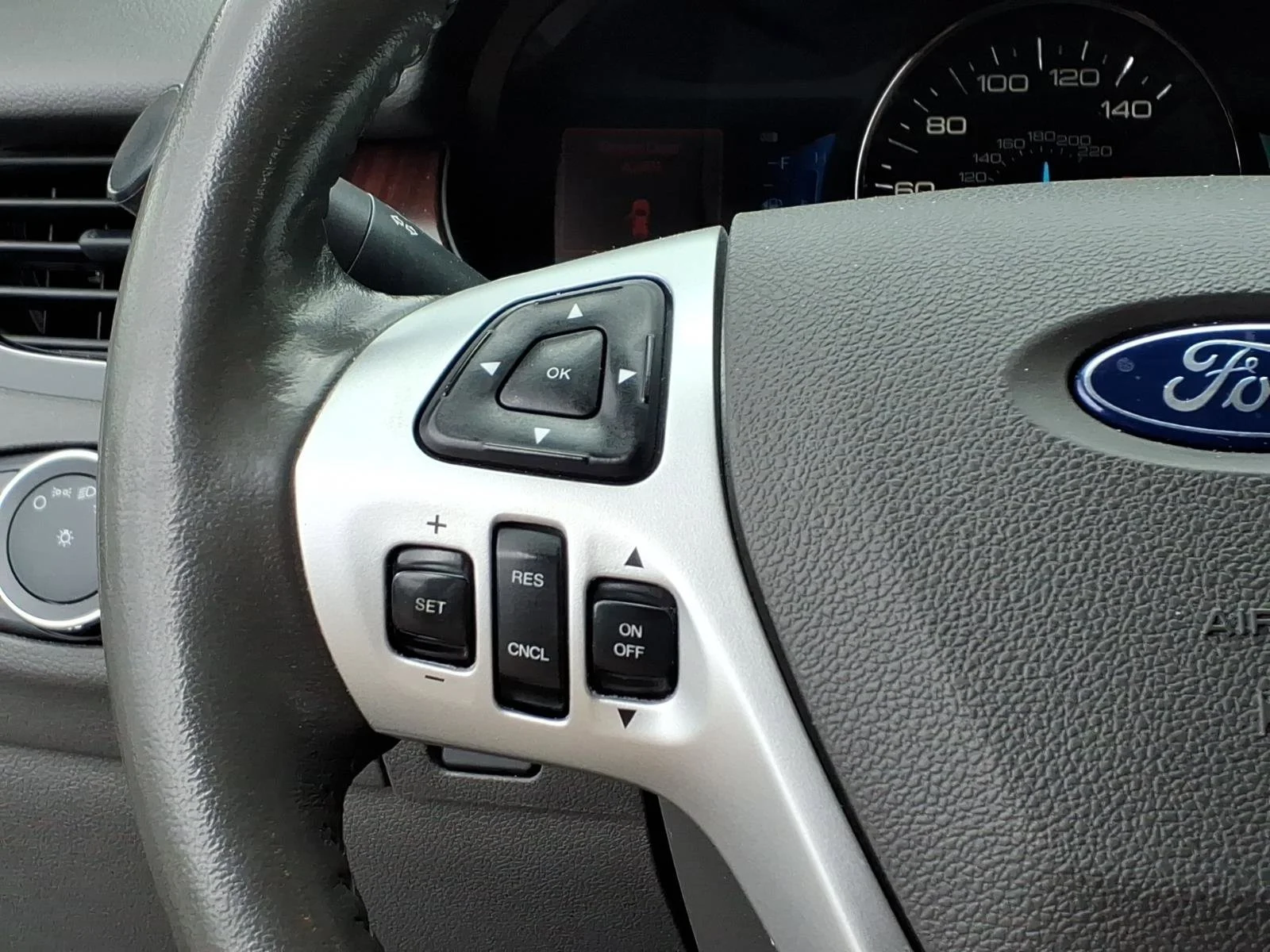 Used 2013 Ingot Silver Ford Limited image 17