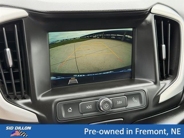 Used 2019 Blue Emerald Metallic GMC SLE image 10
