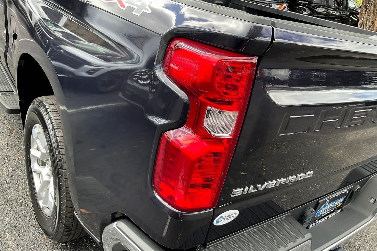 2023 Chevrolet Silverado 1500 LT - Photo 25