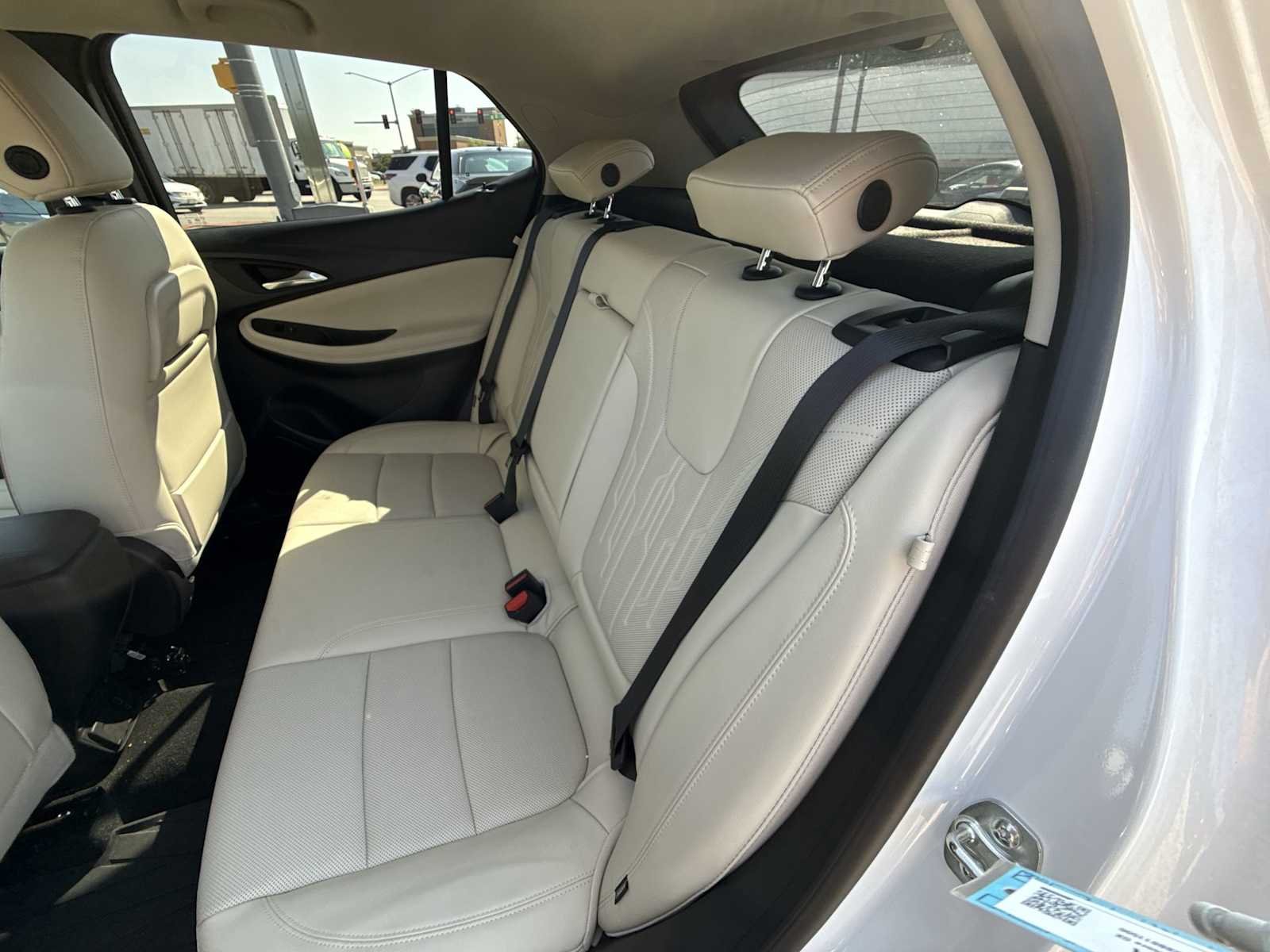 Certified Used 2025 White Frost Tricoat Buick Avenir image 24