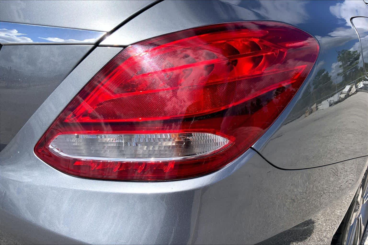 Used 2018 Selenite Grey Metallic Mercedes-Benz C 300 image 30