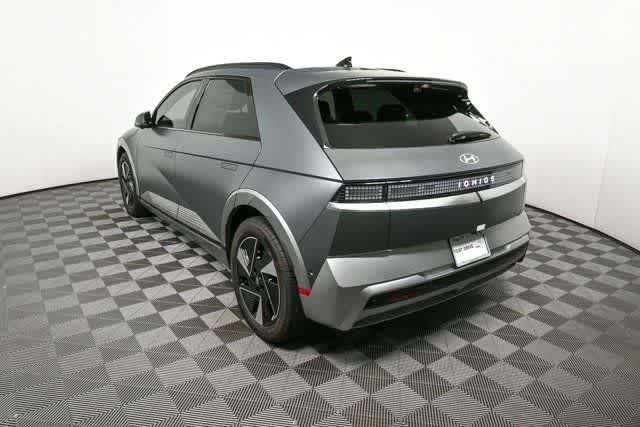 New 2026 GRAY HYUNDAI LIMI image 6