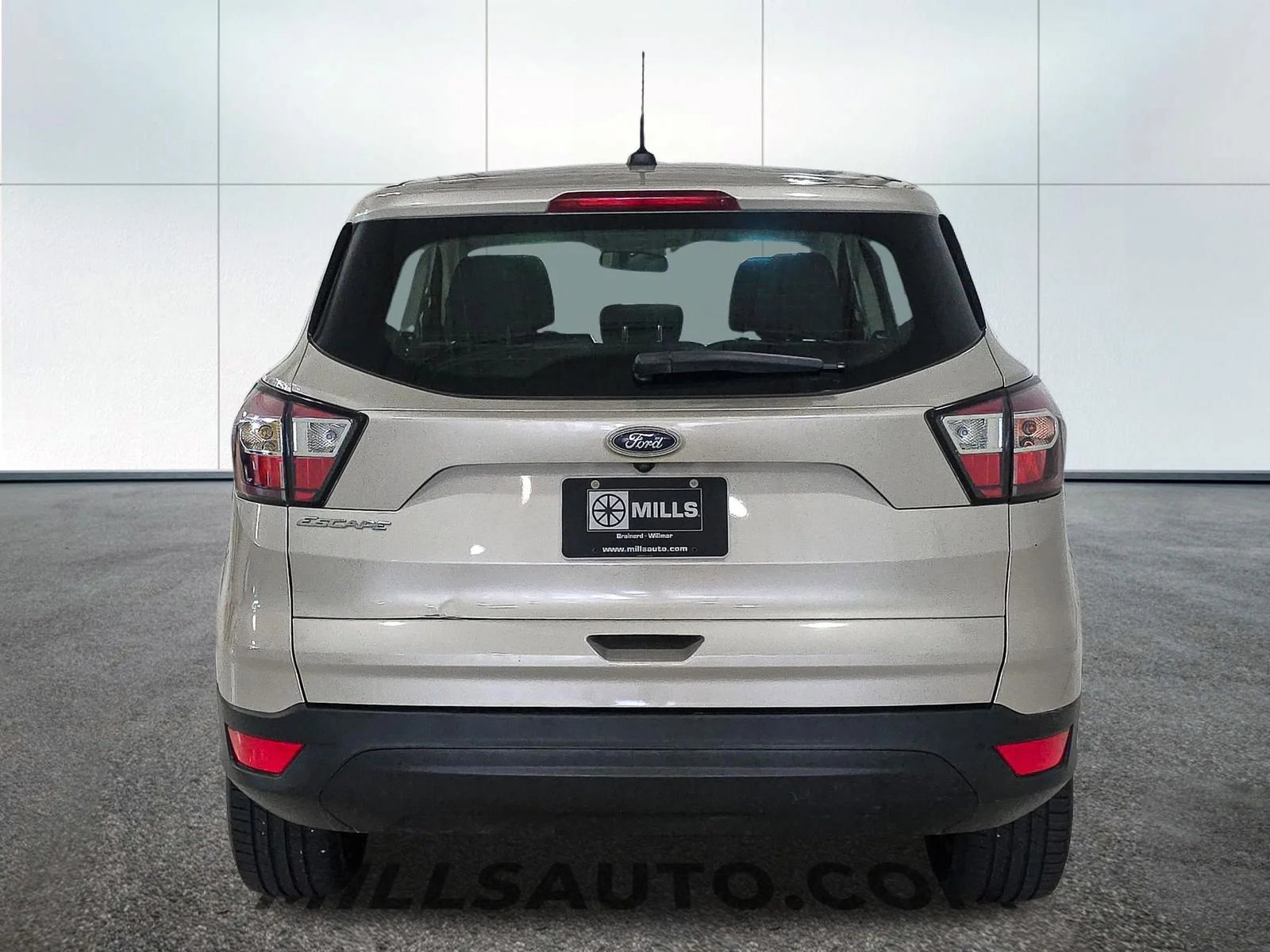 Used 2017 Gold Ford S image 6