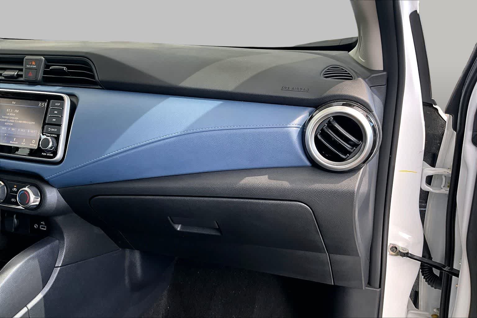 2025 Nissan Versa Sedan SV - Photo 18