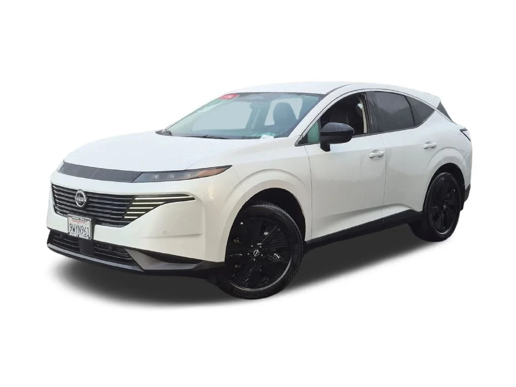 Used 2025 White Nissan SV image 1