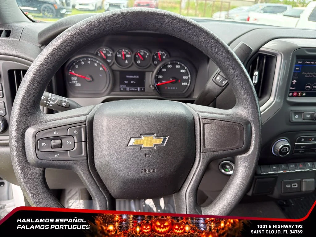 Used 2024 Summit White Chevrolet Custom image 17