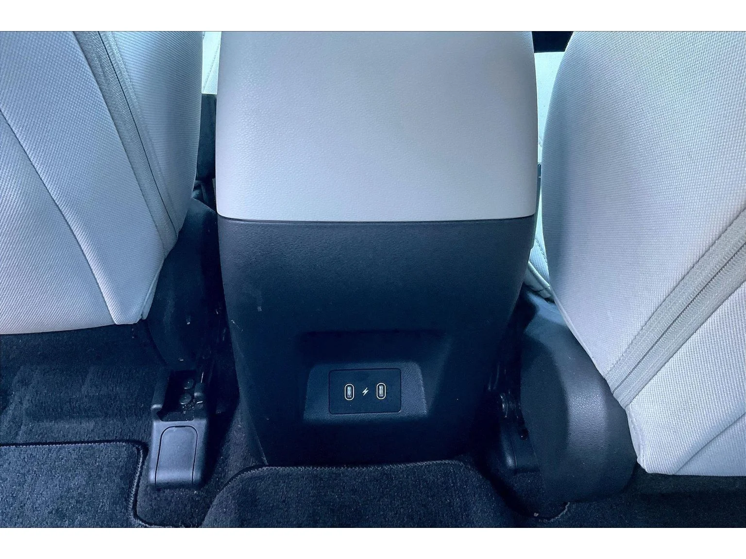 Used 2026  Hyundai SE image 23