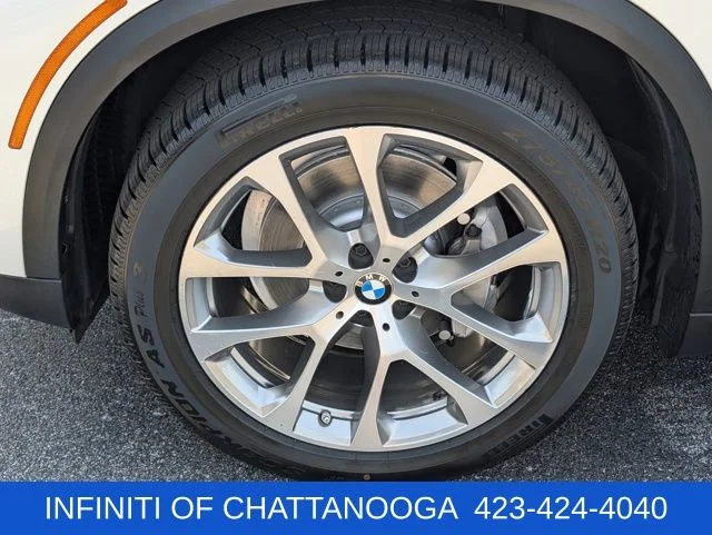 Used 2023 White BMW xDrive40i image 32