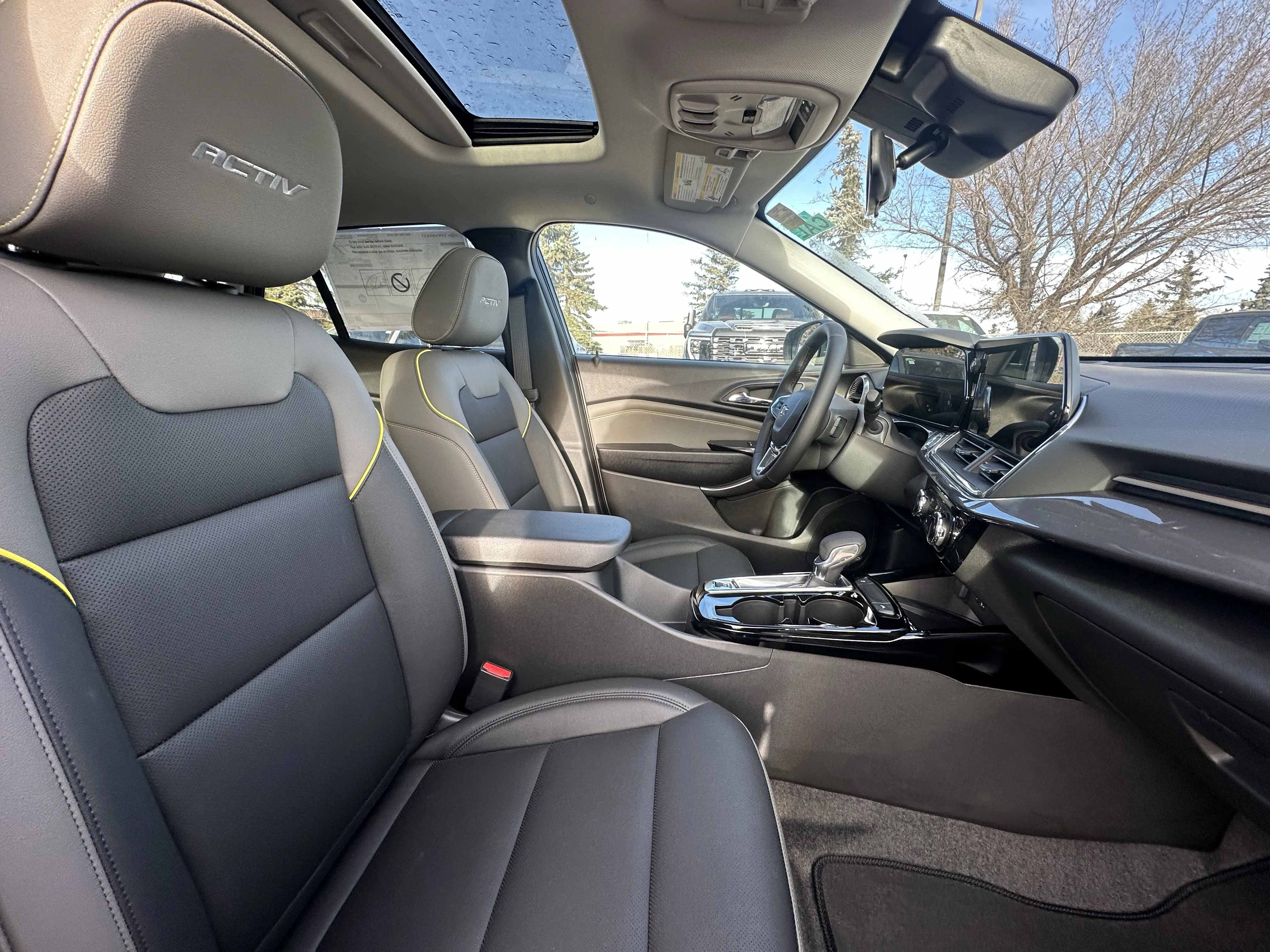New 2026 Mosaic Black Metallic Chevrolet ACTIV image 22