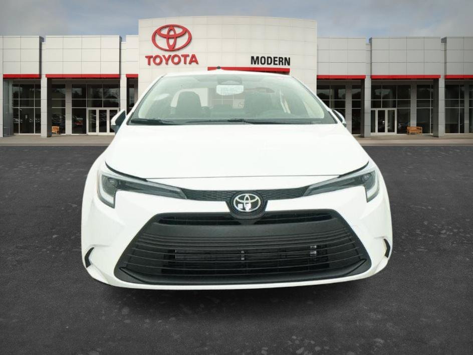 New 2026 Ice Cap Toyota Hybrid LE image 6