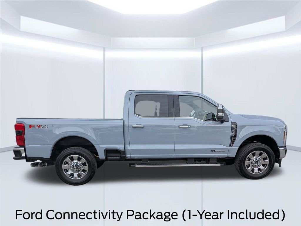 New 2026 Glacier Gray Metallic Tri-Coat Ford F-250® Lariat® image 10