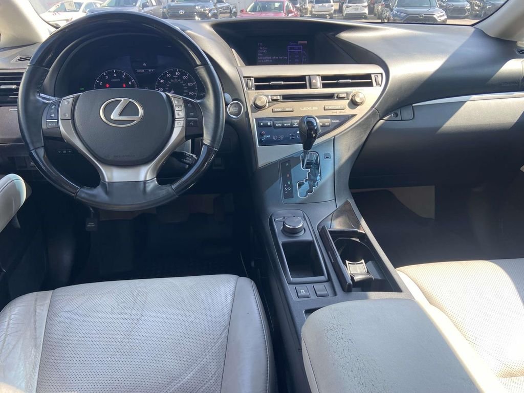 Used 2015 Gray Lexus 350 image 8