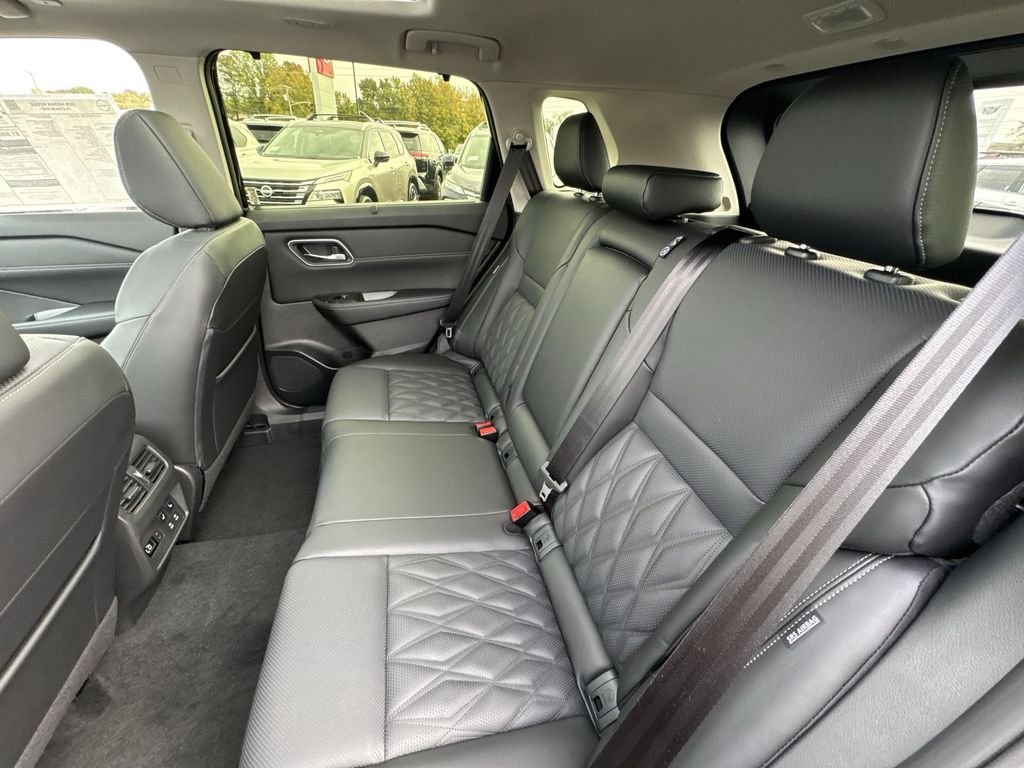 2026 Nissan Rogue Platinum - Photo 23