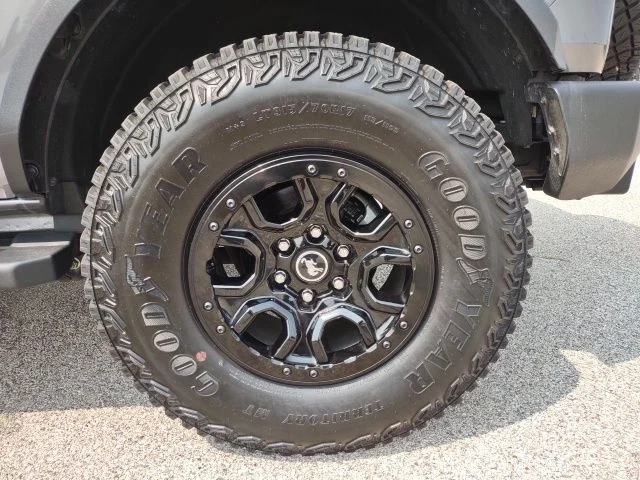 Certified Used 2024 Gray Metallic Ford Wildtrak image 26