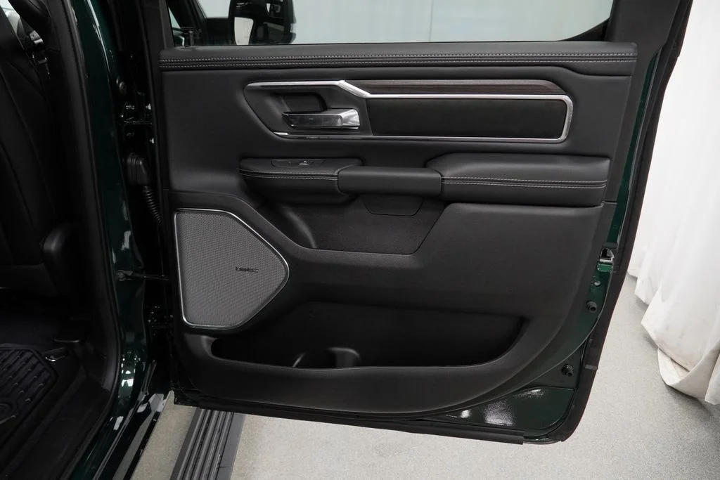 New 2026 Serrano-Green Metallic Exterior Paint RAM Laramie image 34