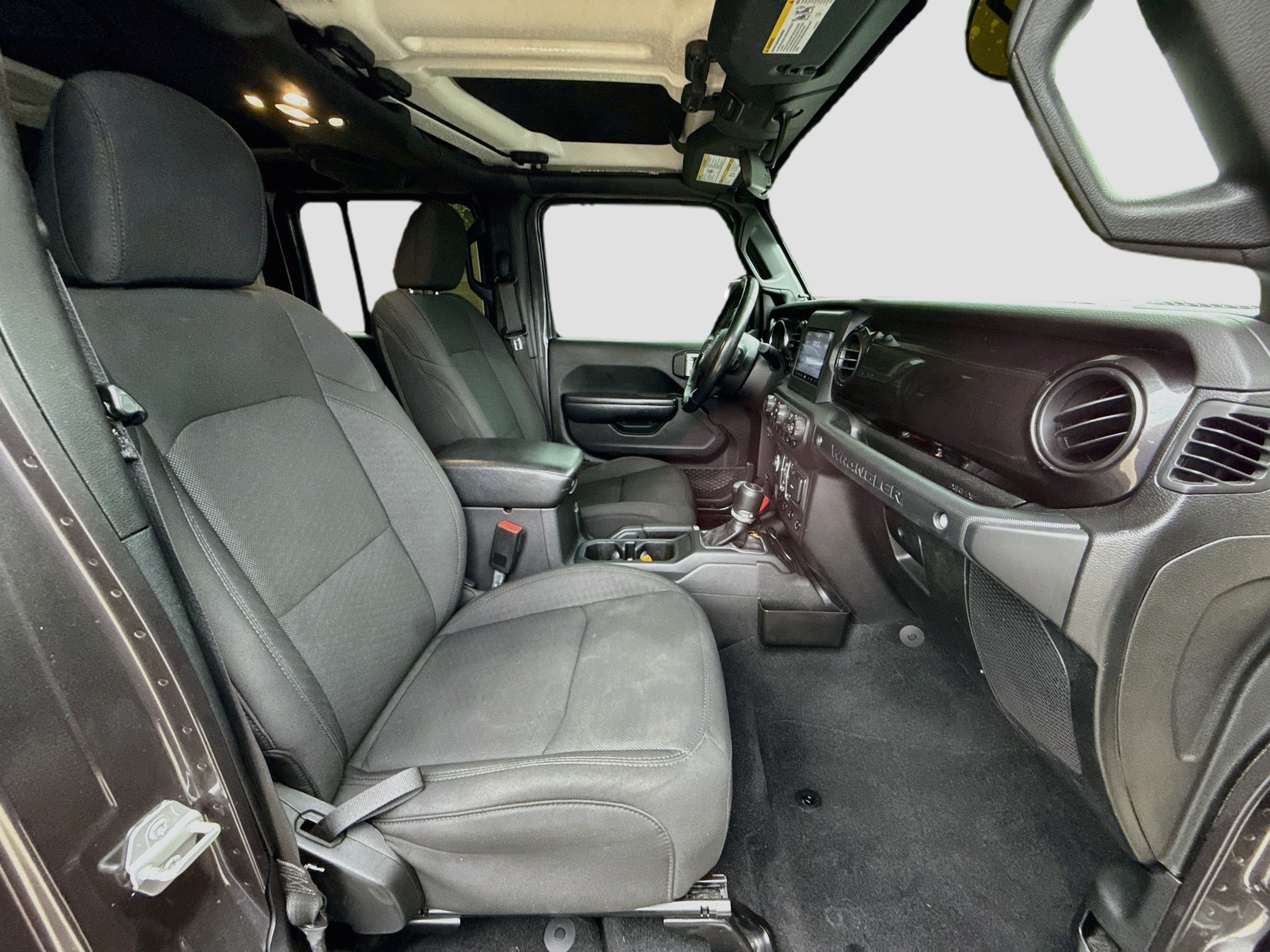 Used 2021 Granite Crystal Metallic Clearcoat Jeep Unlimited Sport Altitude image 27