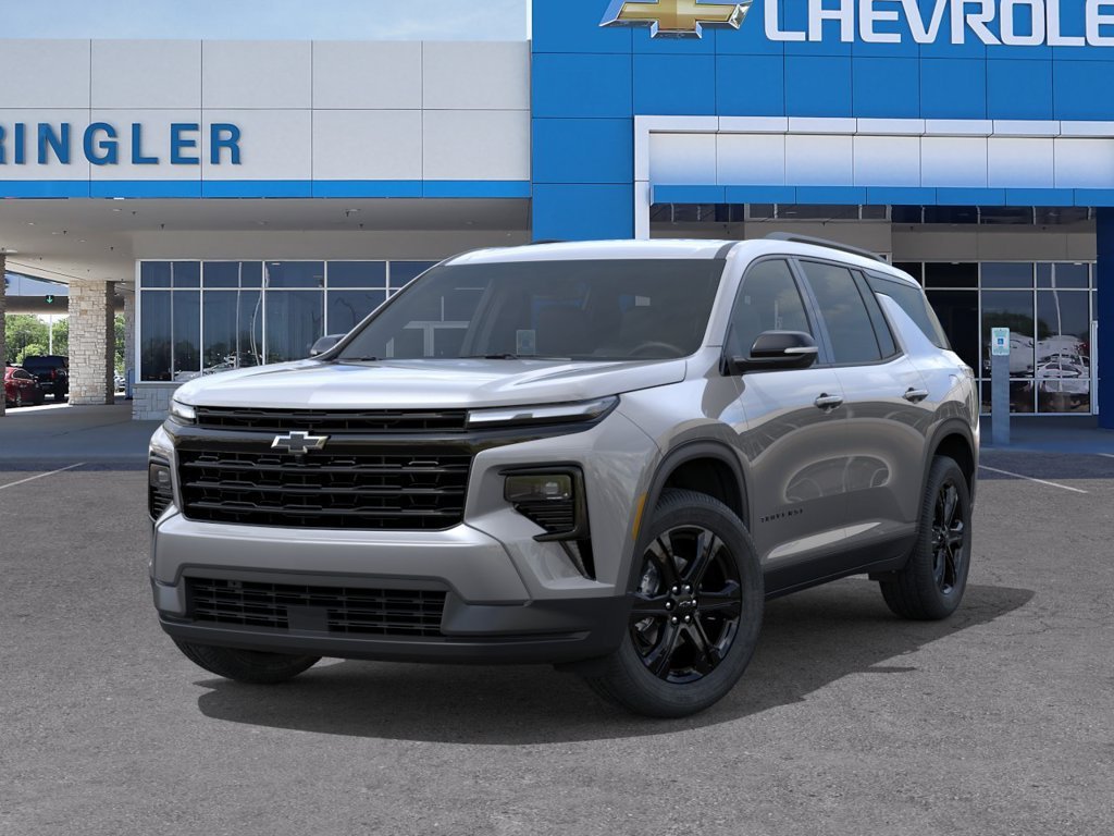 2027 Chevrolet Traverse LT - Photo 6