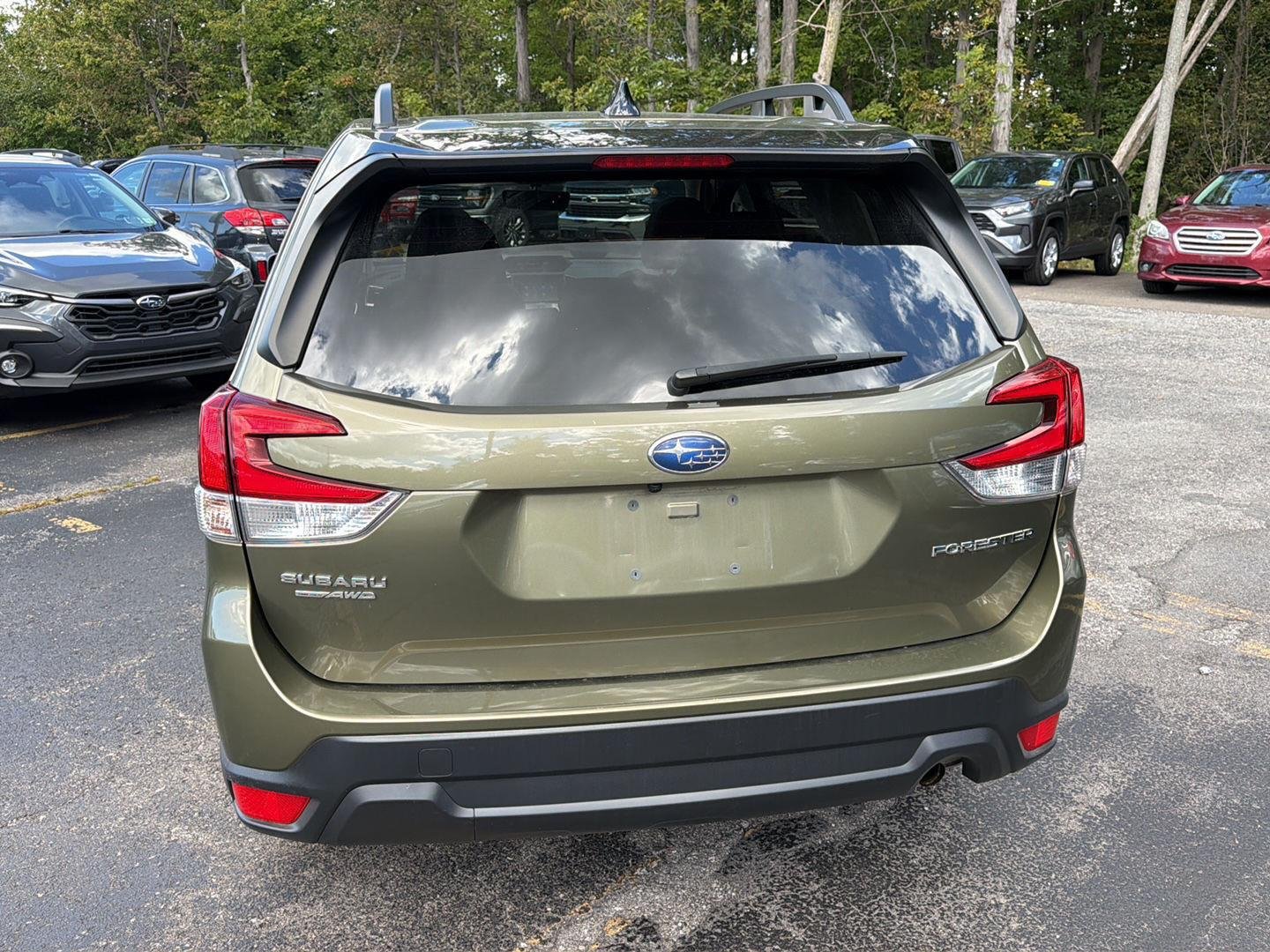 Used 2024 Autumn Green Metallic Subaru Premium image 10