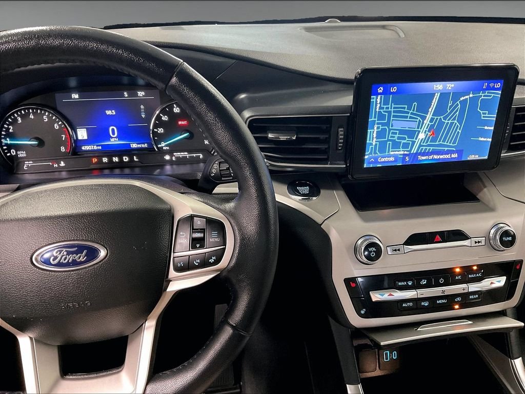 Used 2023 Gray Ford XLT image 19