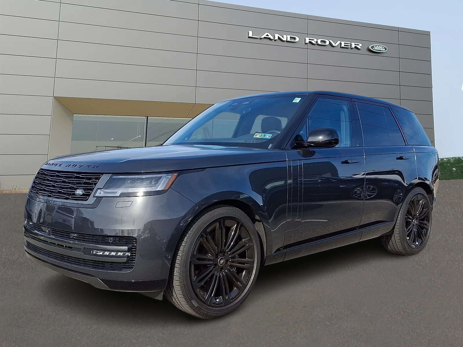 2025 Land Rover Range Rover SE
