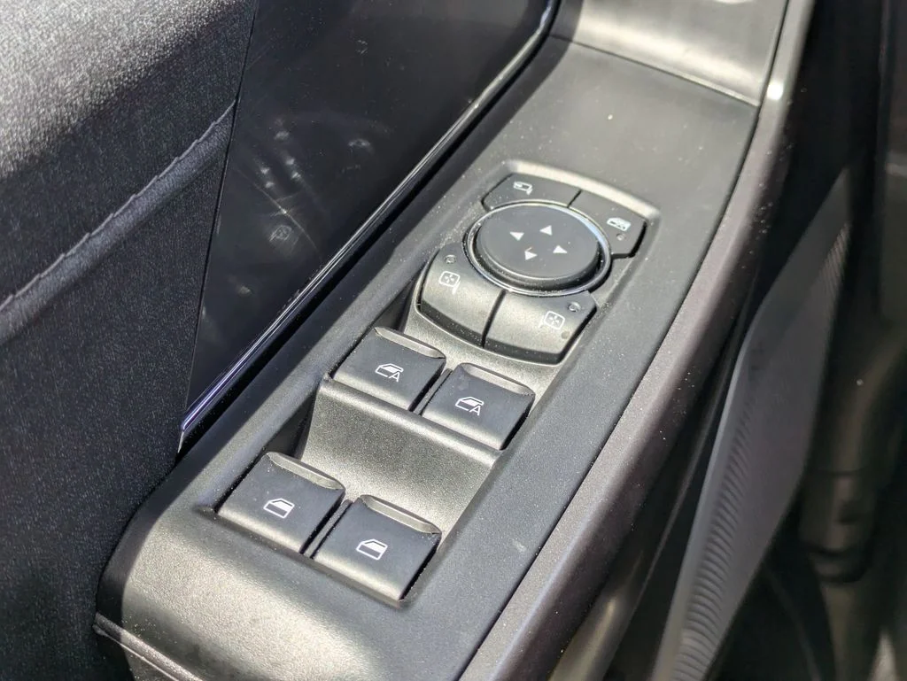 New 2026 Avalanche Ford Lariat image 27