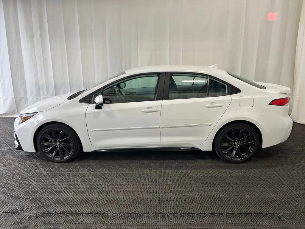 Used 2023 White Toyota SE image 26