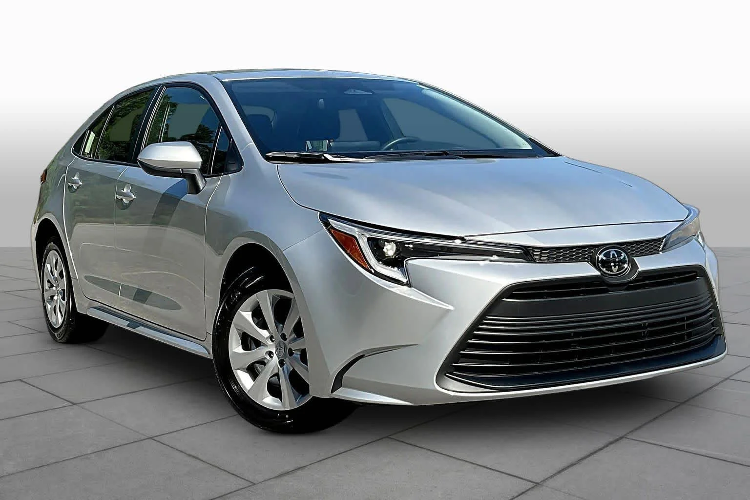 Used 2026 Classic Silver Metallic Toyota Hybrid LE image 3