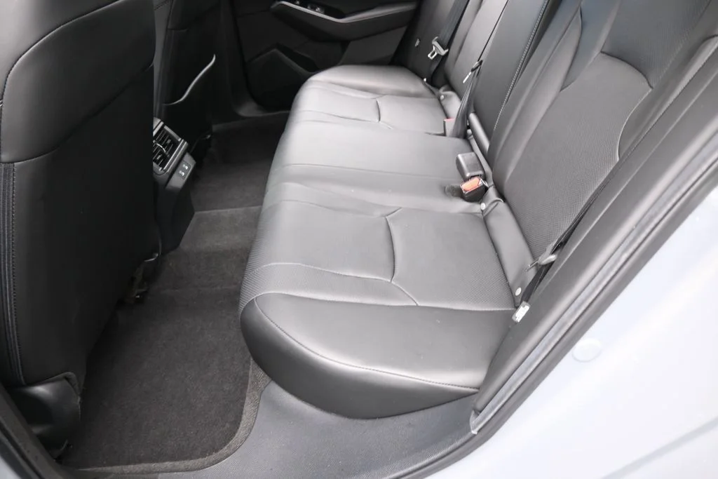 Used 2024 Solar Silver Metallic Honda Touring image 31