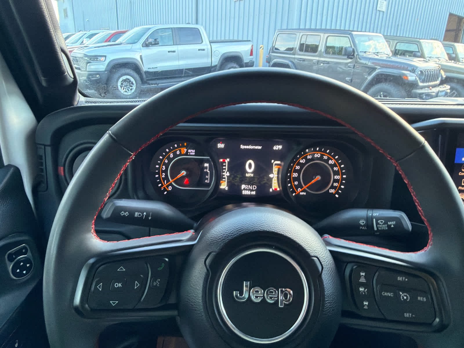 Used 2024 Bright White Clearcoat Jeep Rubicon image 27