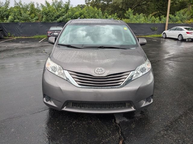 Used 2015 Predawn Gray Mica Toyota LE image 4