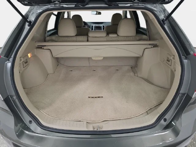Used 2014 Green Toyota  image 33