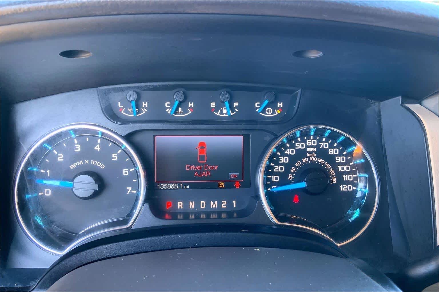 Used 2014 Oxford White Ford XLT image 25
