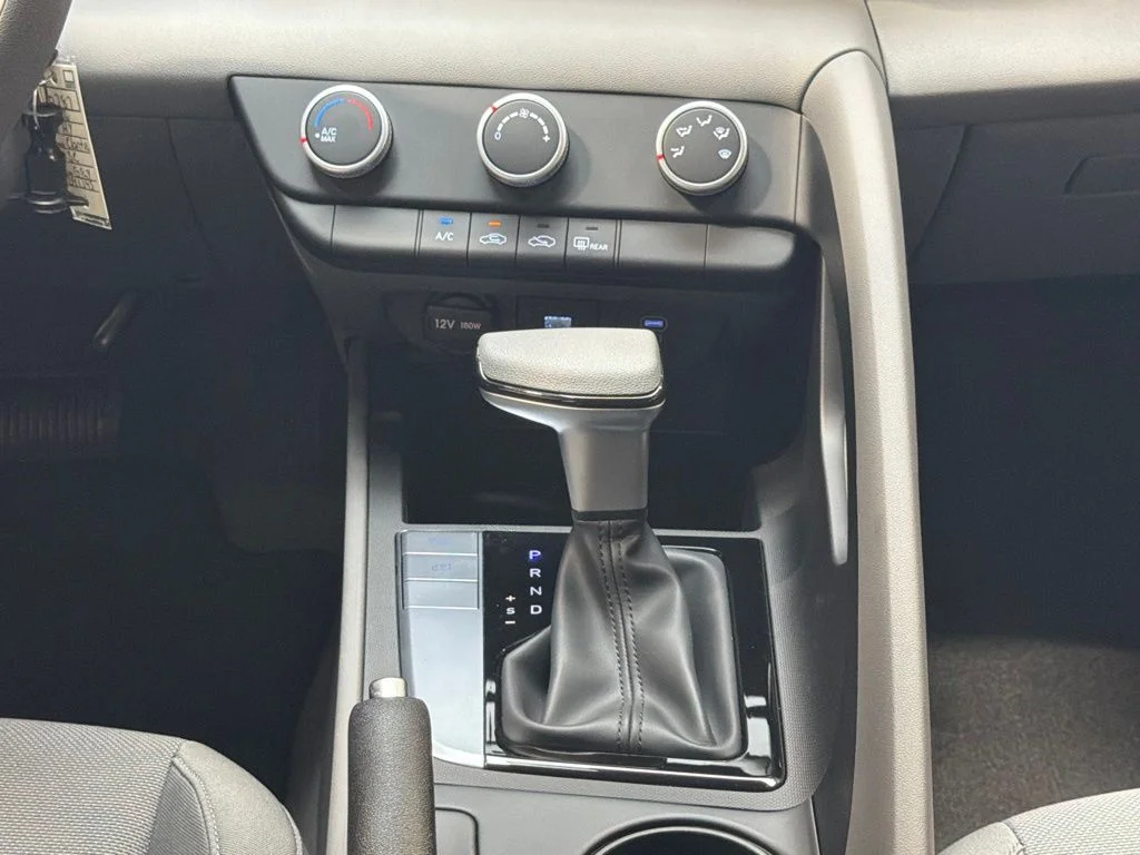 New 2026 Amazon Gray Hyundai SE image 17