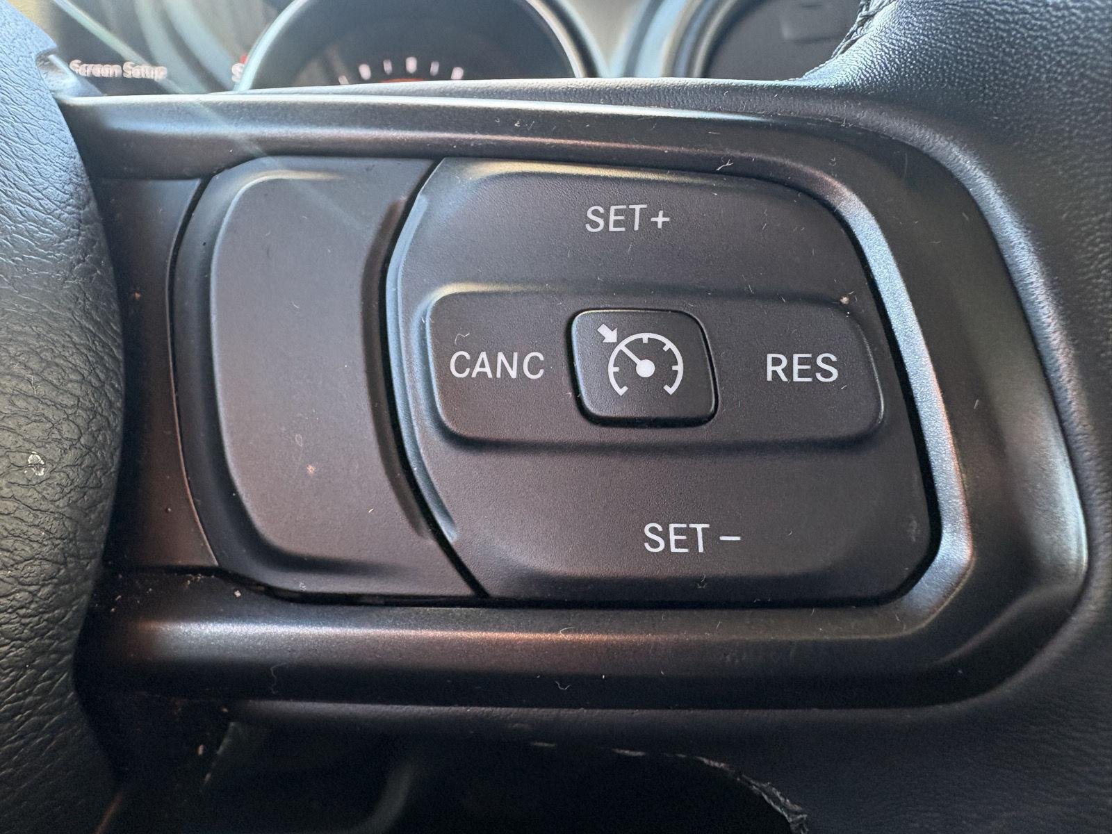 Used 2021 Granite Crystal Metallic Clearcoat Jeep Willys image 19