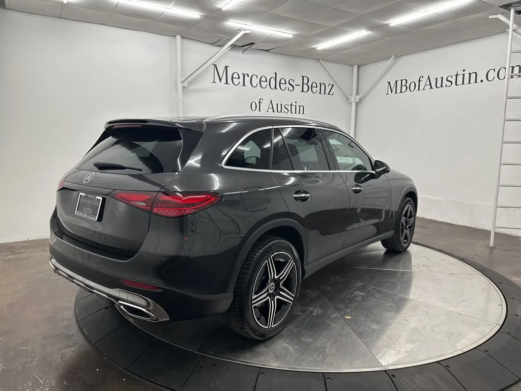 Used 2026 Gray Mercedes-Benz GLC 300 image 7
