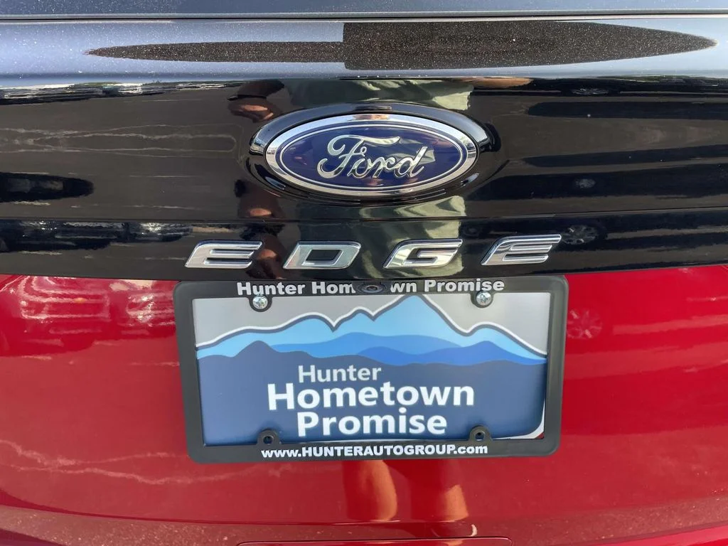 2024 Ford Edge SEL - Photo 11