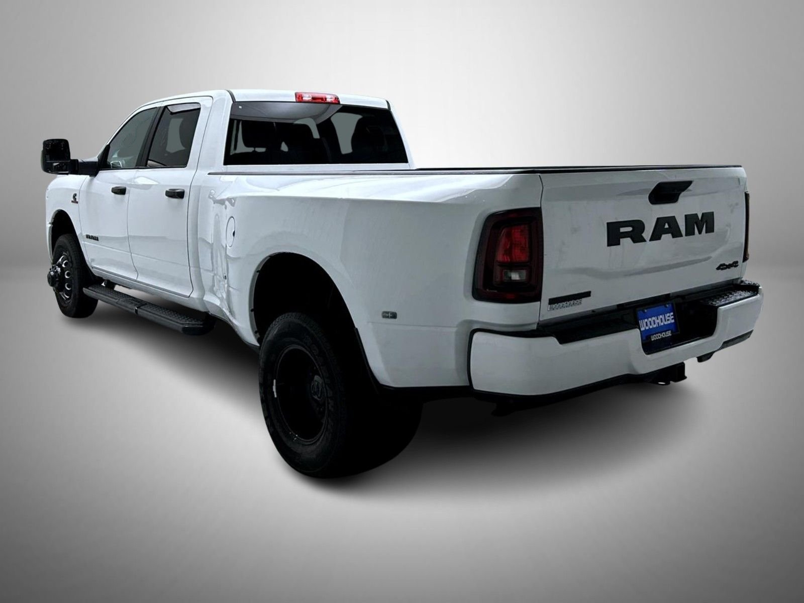 New 2026 Bright White Clear-Coat Exterior Paint RAM Big Horn image 7