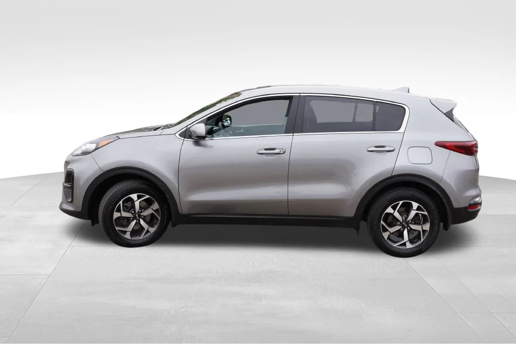Certified Used 2022 Steel Gray Kia LX image 9