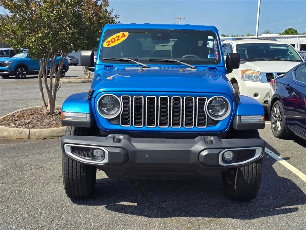 Used 2024 Blue Jeep Sahara image 9