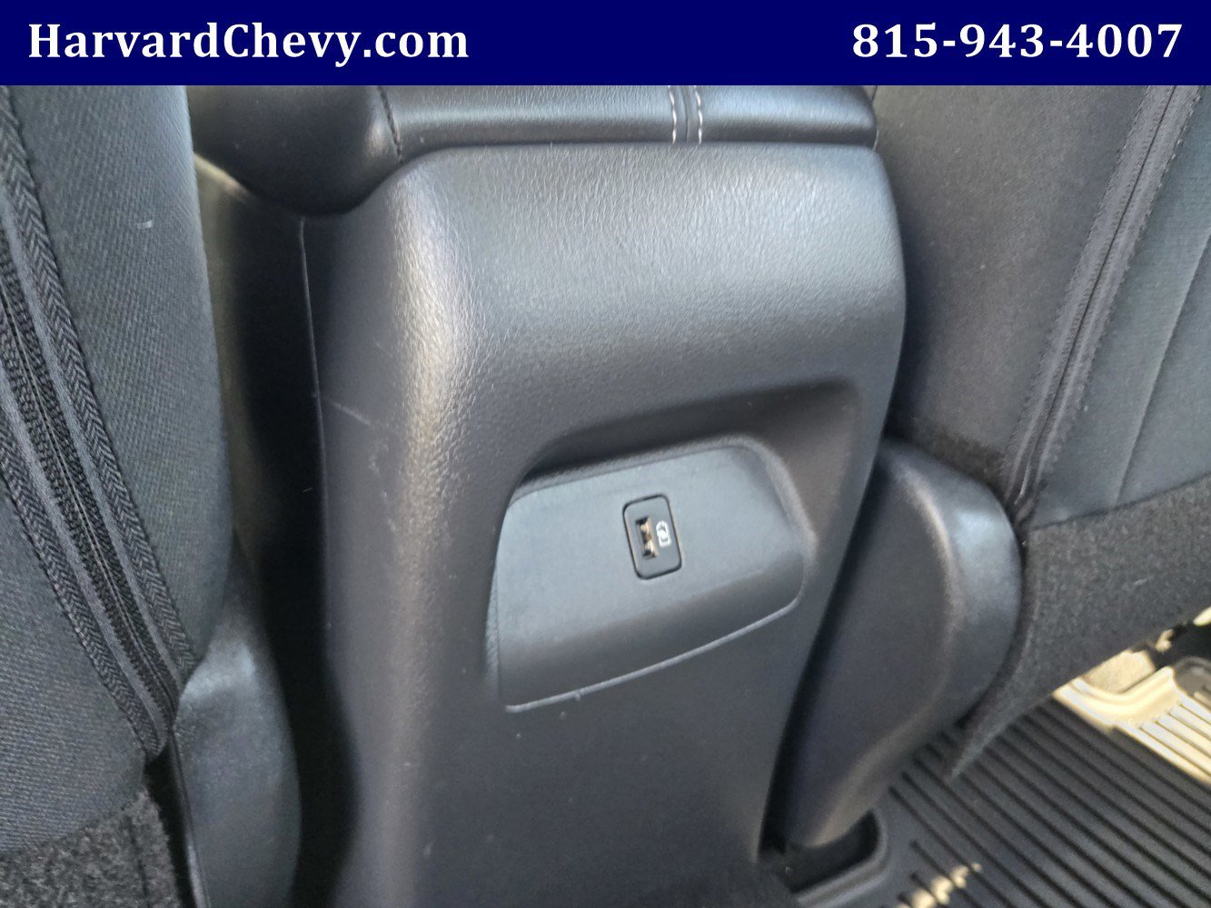 Used 2024 Red Nissan SV Xtronic CVT image 27