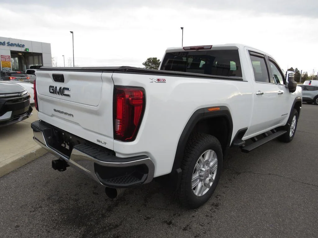 Used 2022 Summit White GMC SLT image 7