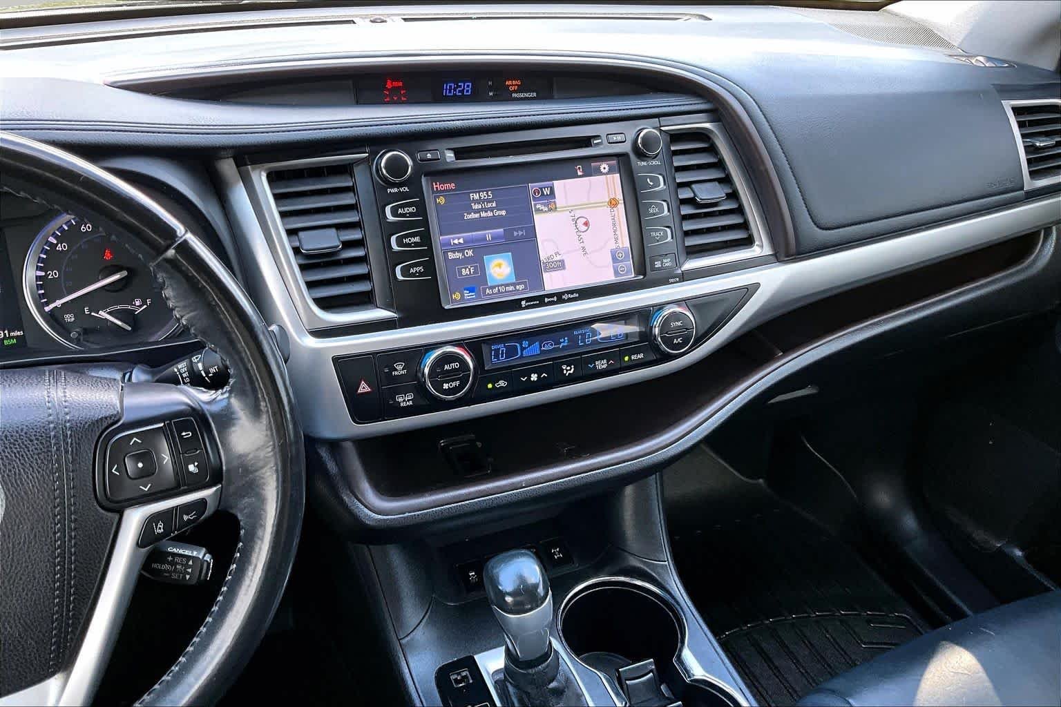 Used 2017 Midnight Black Metallic Toyota XLE image 6