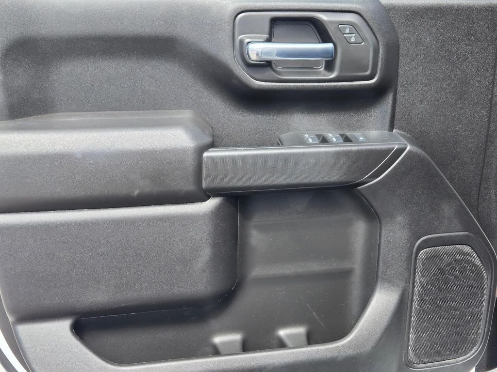2025 GMC Sierra 1500 Pro - Photo 17