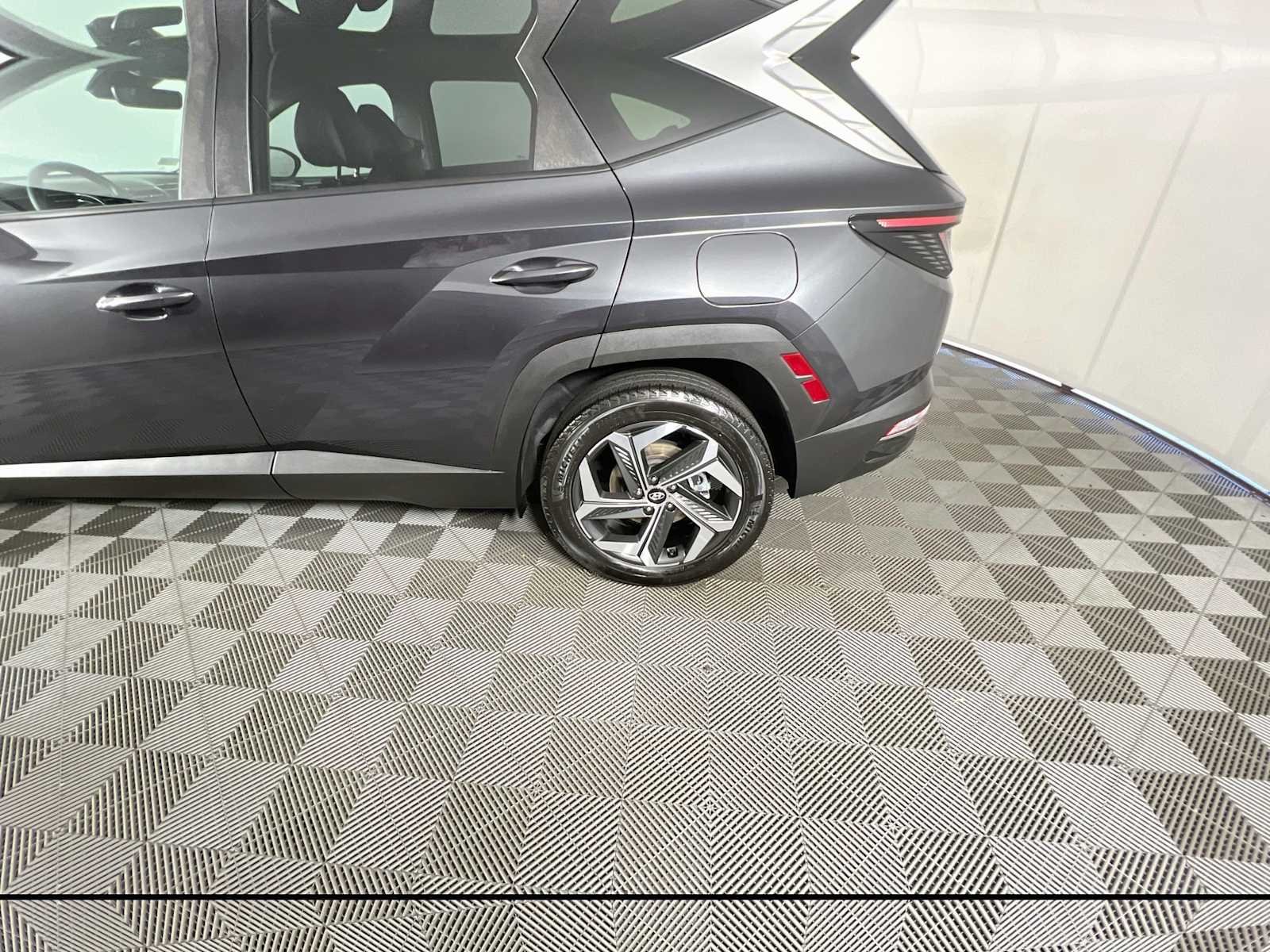 Certified Used 2023 Portofino Gray Hyundai SEL image 32