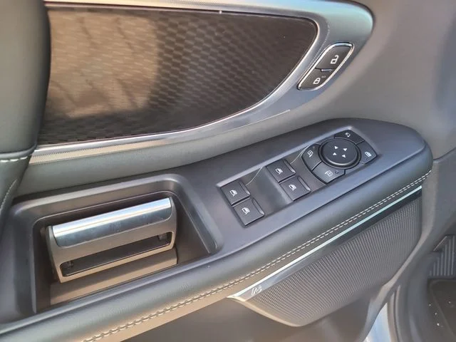 New 2027 Gray Metallic Ford Platinum image 20