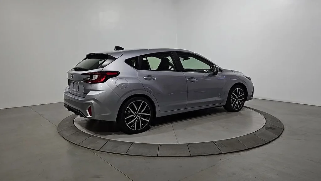 New 2026 ICE SILVER METALLIC Subaru Sport image 5